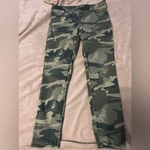 Wonder Nation Denim Jeggings 10/12 Plus camouflage